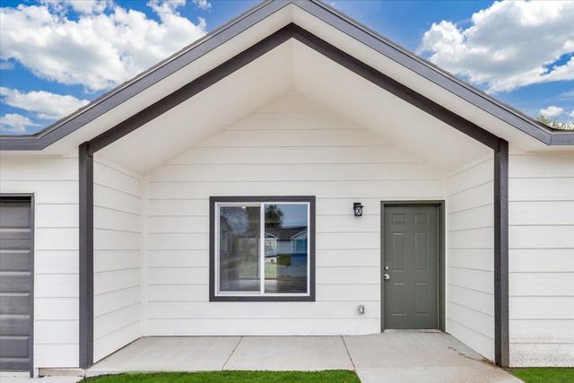 2644 N Holyoke St., Wichita, KS 67220