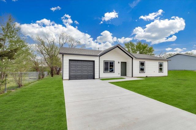 2644 N Holyoke St., Wichita, KS 67220