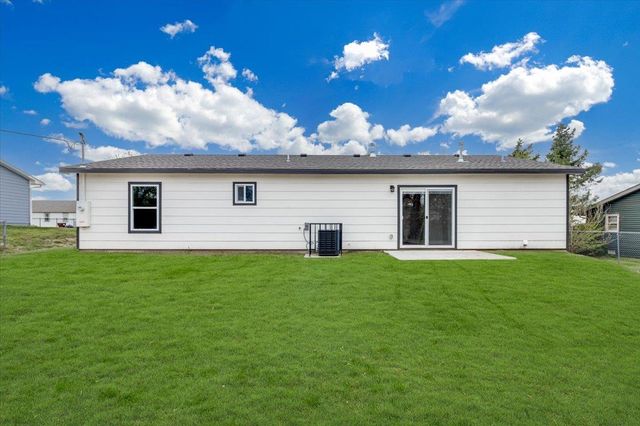 2644 N Holyoke St., Wichita, KS 67220