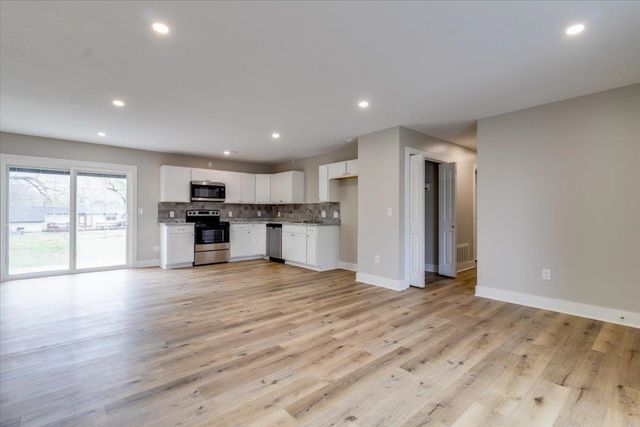 2644 N Holyoke St., Wichita, KS 67220