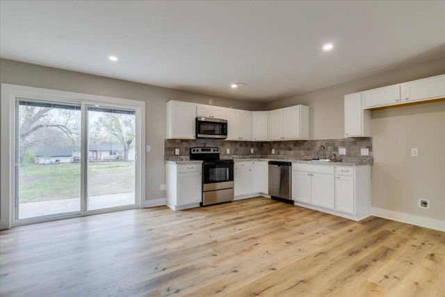 2644 N Holyoke St., Wichita, KS 67220