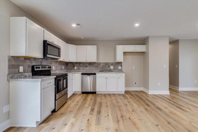 2644 N Holyoke St., Wichita, KS 67220