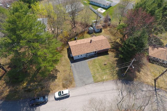 8 Braintree Ave, Brockton, MA 02302