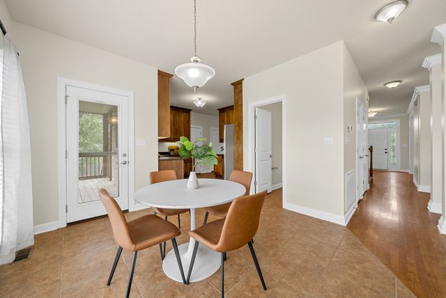 1013 Fox Hollow Pl, Adams, TN 37010