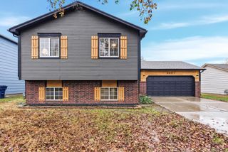 2501 N Beacon Hill, Wichita, KS 67220