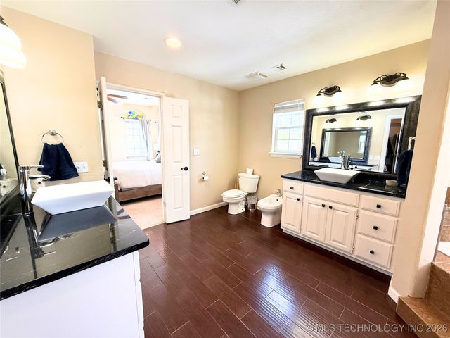 13411 S 125th East Avenue, Broken Arrow, OK 74011