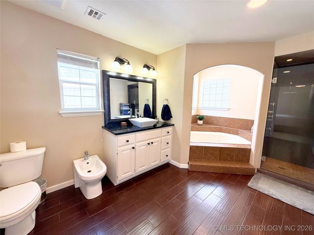 13411 S 125th East Avenue, Broken Arrow, OK 74011