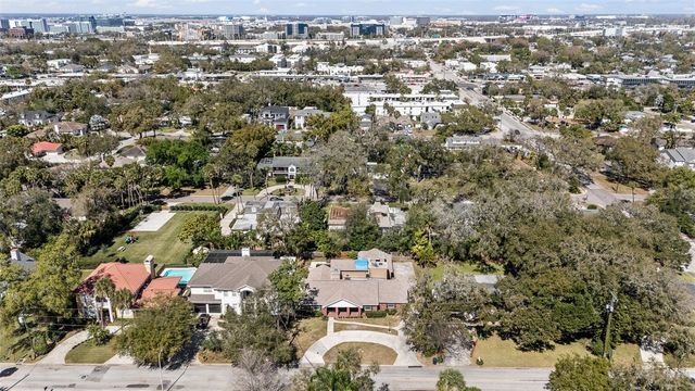 4205 W AZEELE STREET, Tampa, FL 33609