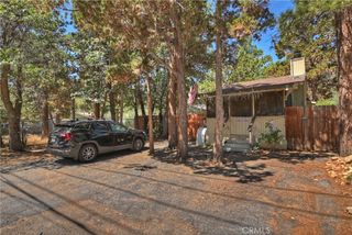428 Maple Lane, Sugarloaf, CA 92386