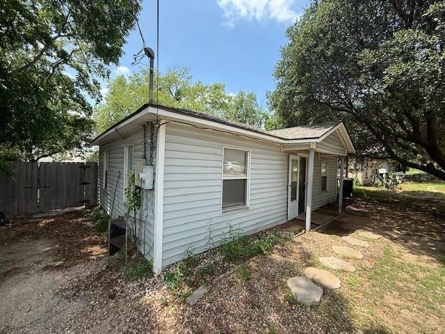 622 Smith Street, Denton, TX 76205
