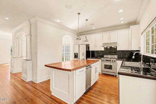 5324 Arete Way, Raleigh, NC 27607