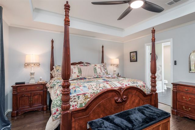 4802 Willow Bend Drive, Arlington, TX 76017