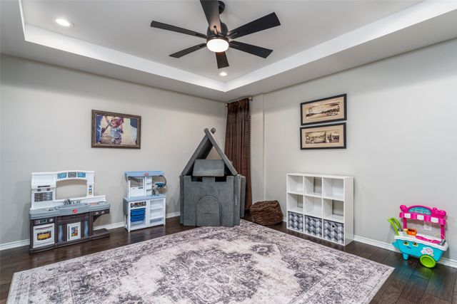 4802 Willow Bend Drive, Arlington, TX 76017