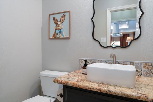 4802 Willow Bend Drive, Arlington, TX 76017