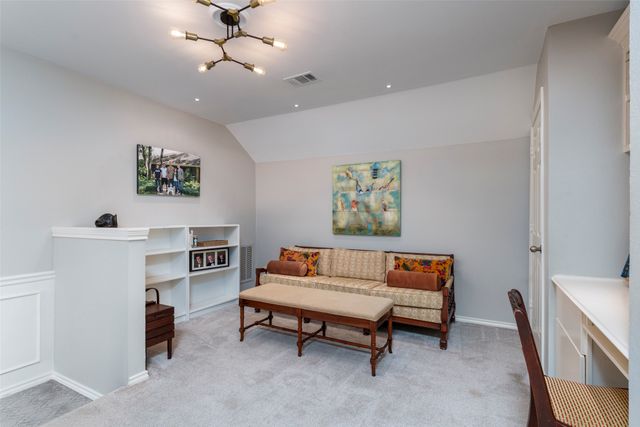 4802 Willow Bend Drive, Arlington, TX 76017