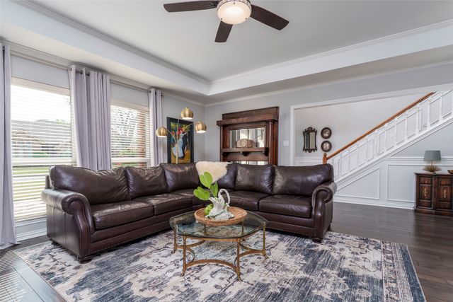 4802 Willow Bend Drive, Arlington, TX 76017