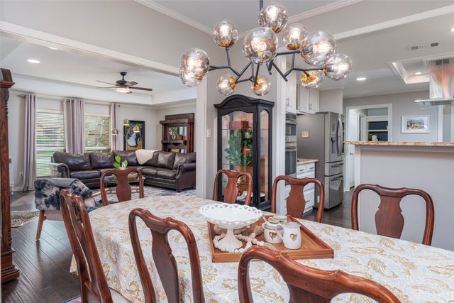 4802 Willow Bend Drive, Arlington, TX 76017