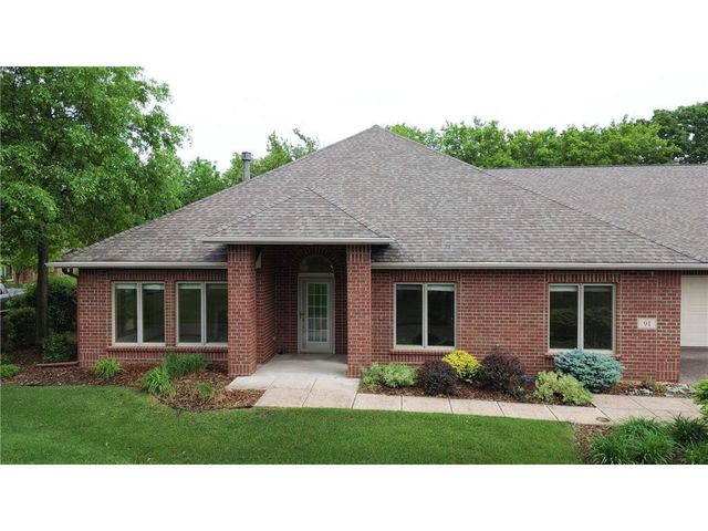 91 Deerwood Court, Hudson, WI 54016