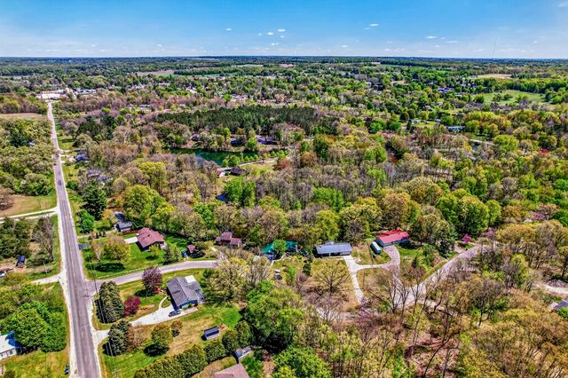 3868 S Riverview Drive, Hesperia, MI 49421