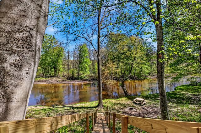 3868 S Riverview Drive, Hesperia, MI 49421