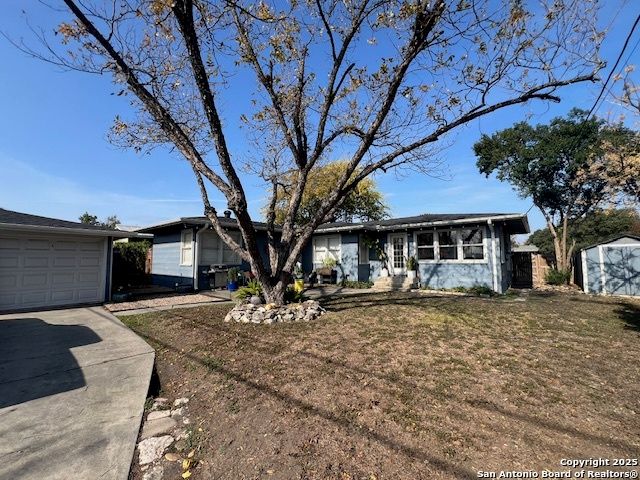 344 Harmon, San Antonio, TX 78209