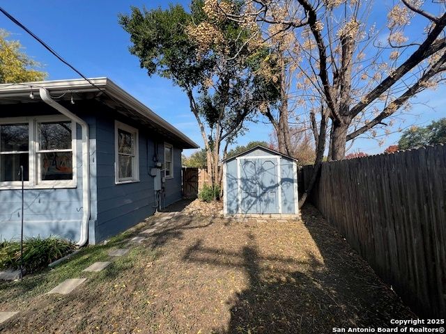 344 Harmon, San Antonio, TX 78209