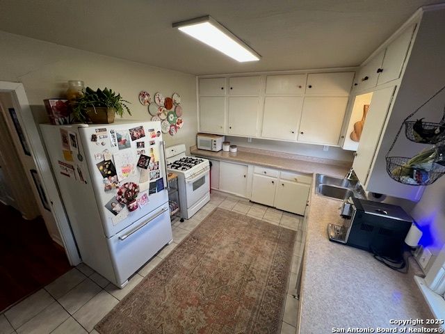 344 Harmon, San Antonio, TX 78209