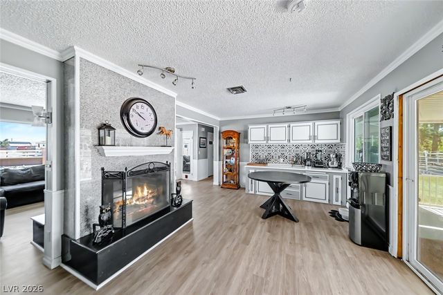 285 East Shelbourne Avenue, Las Vegas, NV 89123