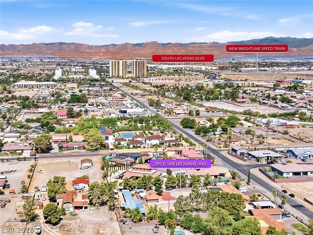 285 East Shelbourne Avenue, Las Vegas, NV 89123