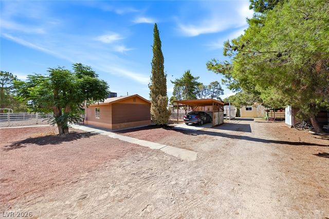 285 East Shelbourne Avenue, Las Vegas, NV 89123