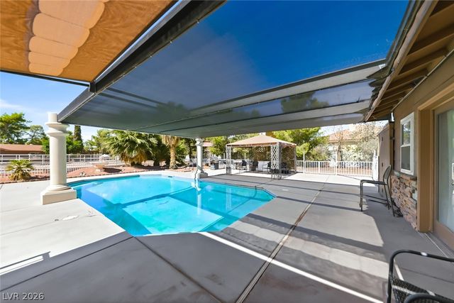 285 East Shelbourne Avenue, Las Vegas, NV 89123