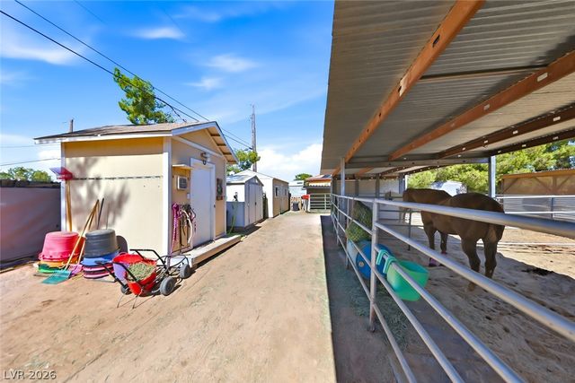 285 East Shelbourne Avenue, Las Vegas, NV 89123