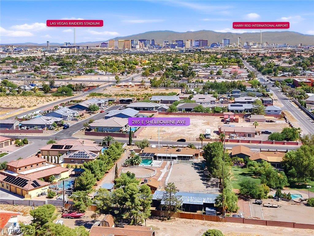 285 East Shelbourne Avenue, Las Vegas, NV 89123