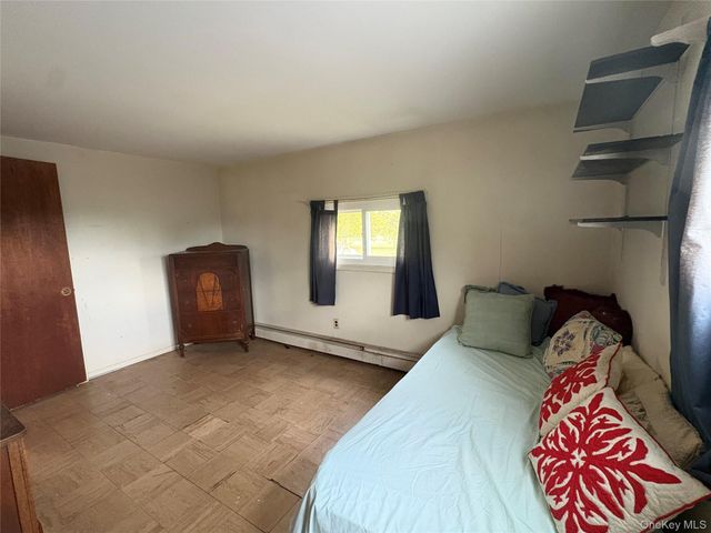 2 Dwarf Lane, Wantagh, NY 11793