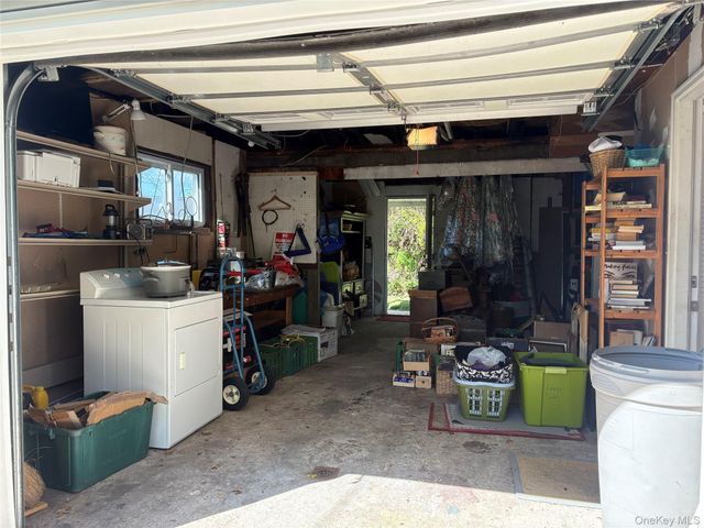 2 Dwarf Lane, Wantagh, NY 11793