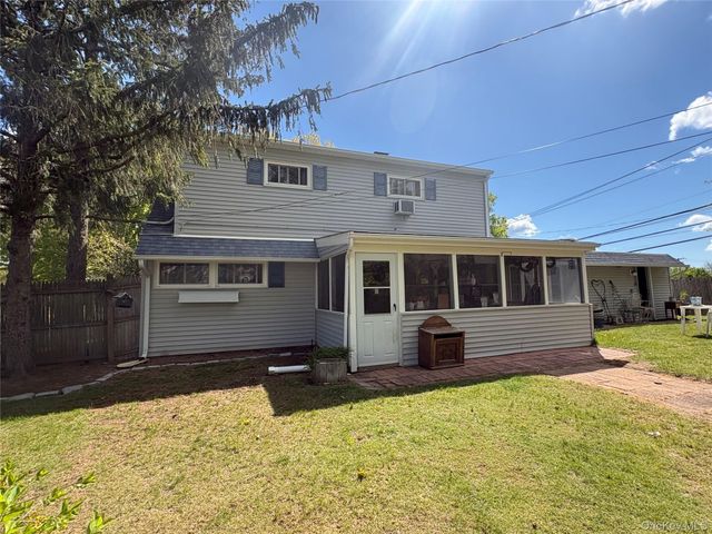 2 Dwarf Lane, Wantagh, NY 11793