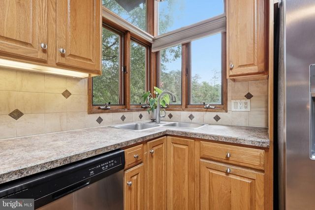6445 STEEPLE CHASE LN, Manassas, VA 20111