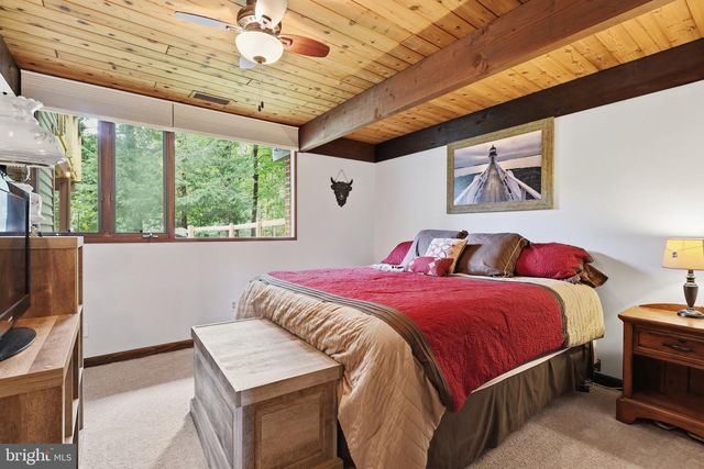 6445 STEEPLE CHASE LN, Manassas, VA 20111