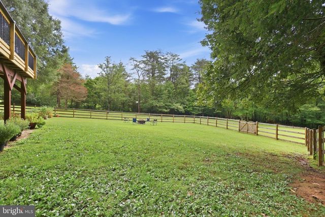 6445 STEEPLE CHASE LN, Manassas, VA 20111