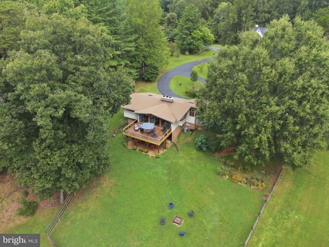 6445 STEEPLE CHASE LN, Manassas, VA 20111