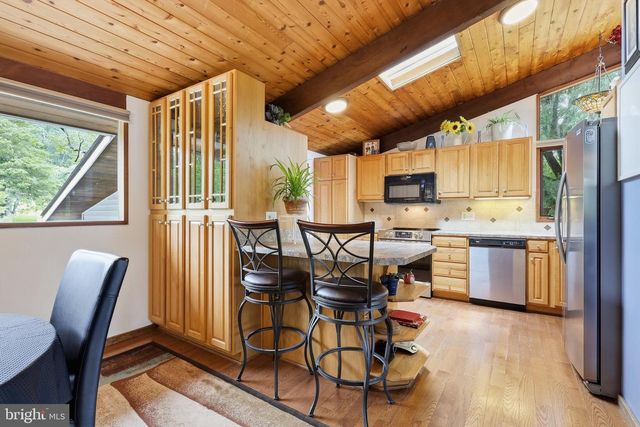 6445 STEEPLE CHASE LN, Manassas, VA 20111