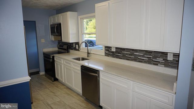 5854 DEALE CHURCHTON RD RD, Deale, MD 20751