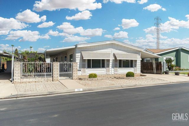 400 E Roberts Lane 70, Bakersfield, CA 93308