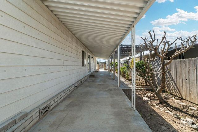 400 E Roberts Lane 70, Bakersfield, CA 93308