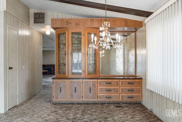 400 E Roberts Lane 70, Bakersfield, CA 93308