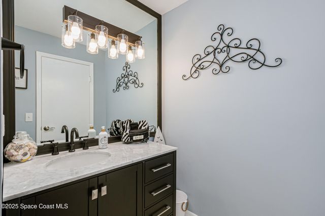 190 Escambia Lane 402, Cocoa Beach, FL 32931