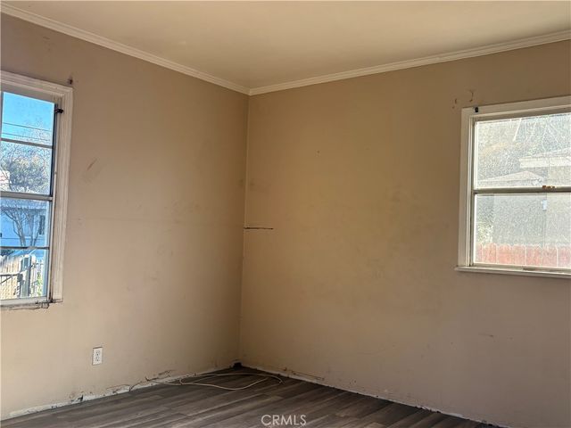 6331 Columbus Avenue, Van Nuys, CA 91411