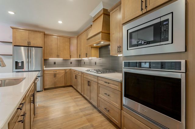 5735 Acadia Drive, Chattanooga, TN 37415