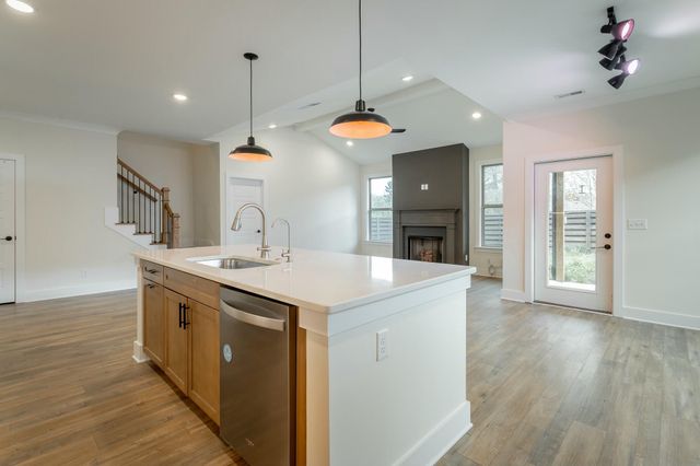5735 Acadia Drive, Chattanooga, TN 37415