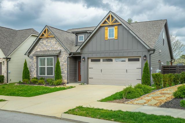 5735 Acadia Drive, Chattanooga, TN 37415